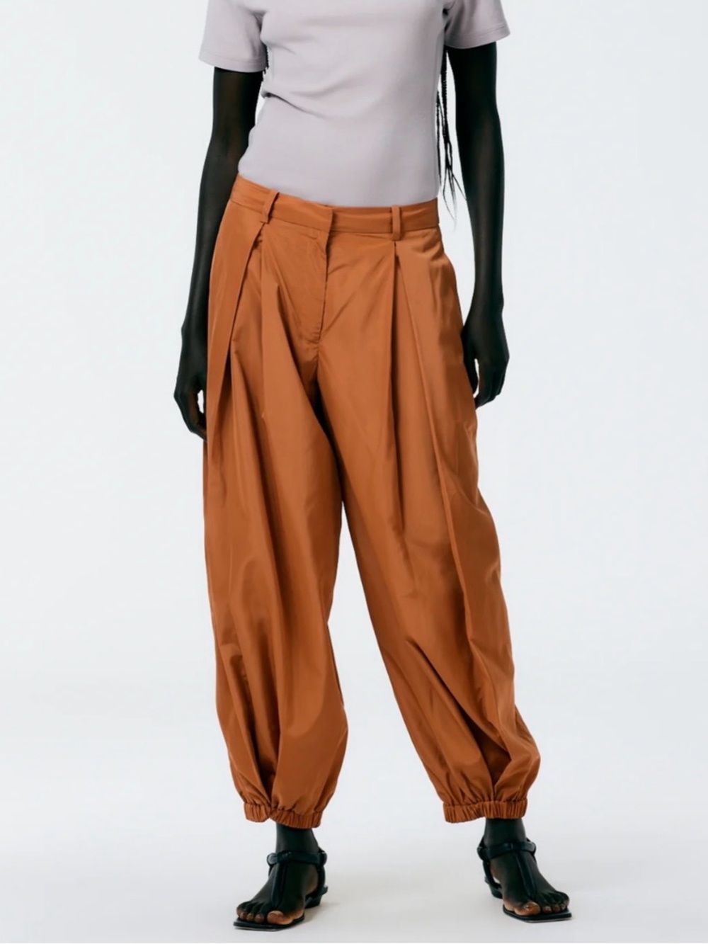 Tibi Eden Sporty Nylon Pleated Balloon Pant, 4L